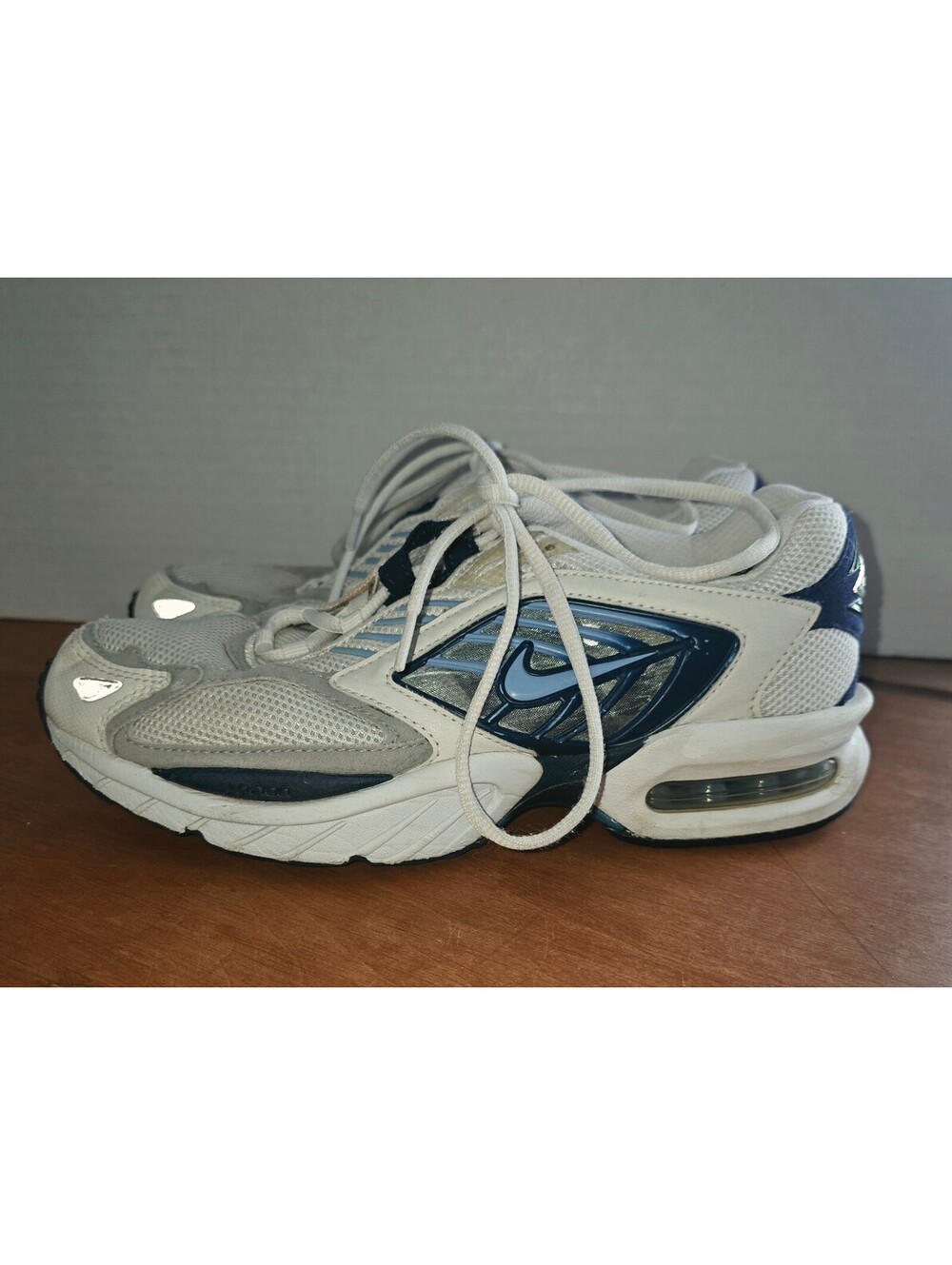 Vintage women's Nike Air Max Moto size 10
